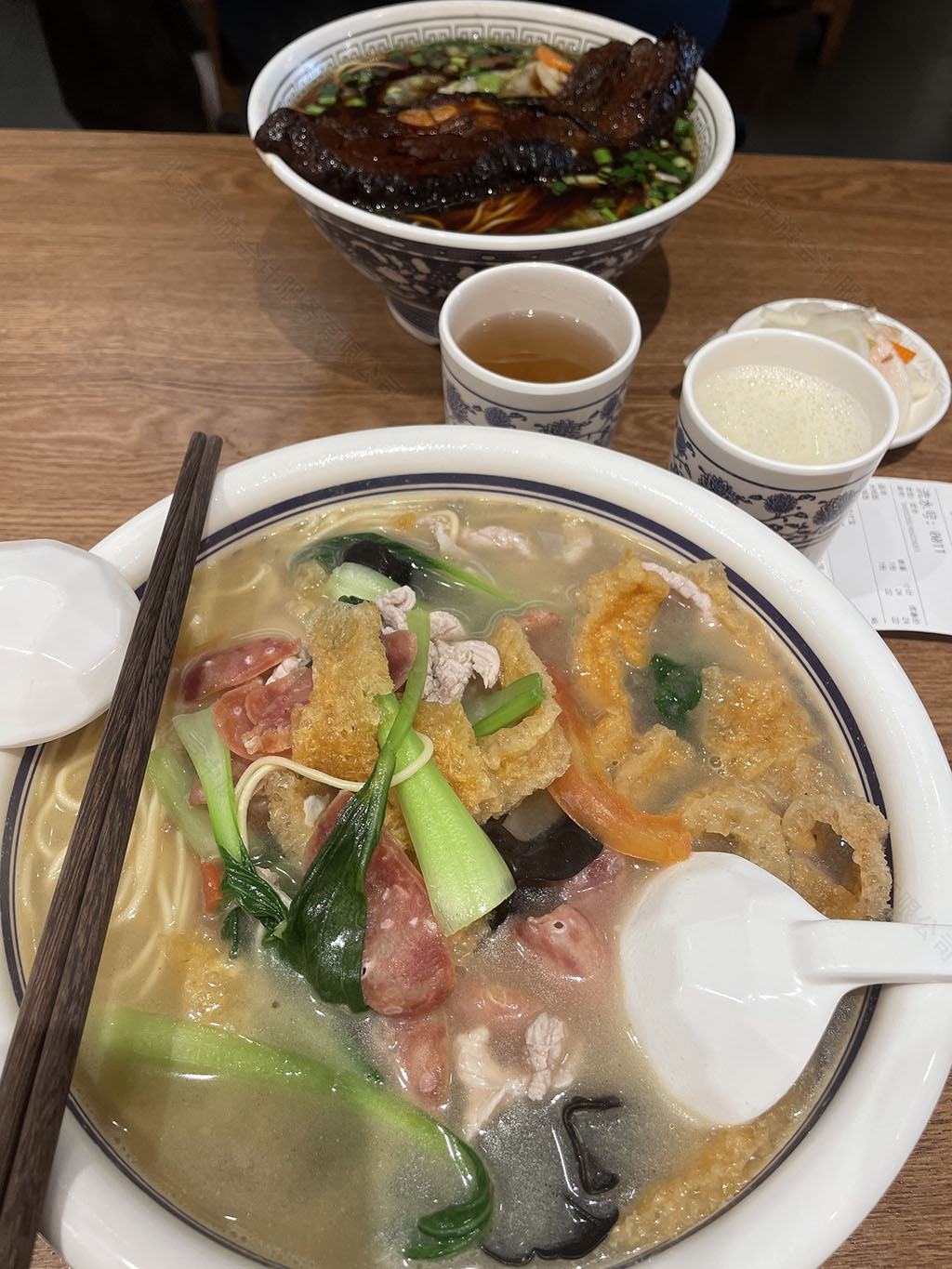 小李在樓下開的一家面館.jpg 小李在樓下開的一家面館.jpg